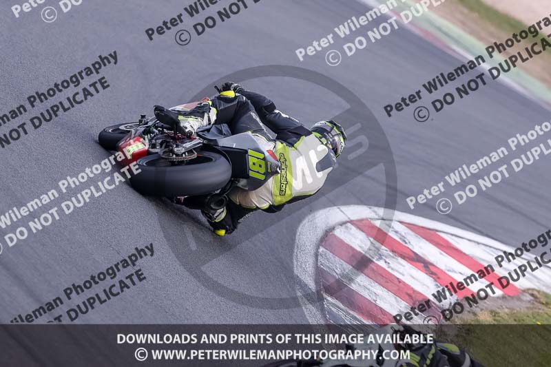 donington no limits trackday;donington park photographs;donington trackday photographs;no limits trackdays;peter wileman photography;trackday digital images;trackday photos